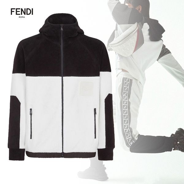 フェンディ ホワイト＆ブラックフリーススウェットシャツ コピー FAF667AM0CF0J8Z